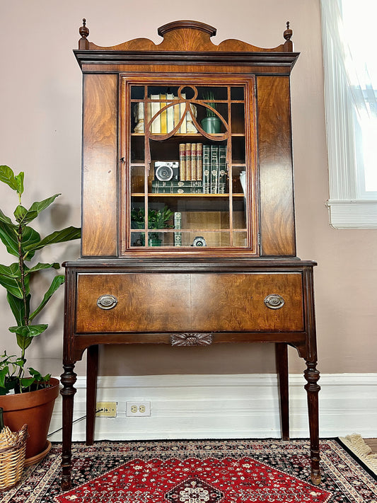 The Mariposa Cabinet