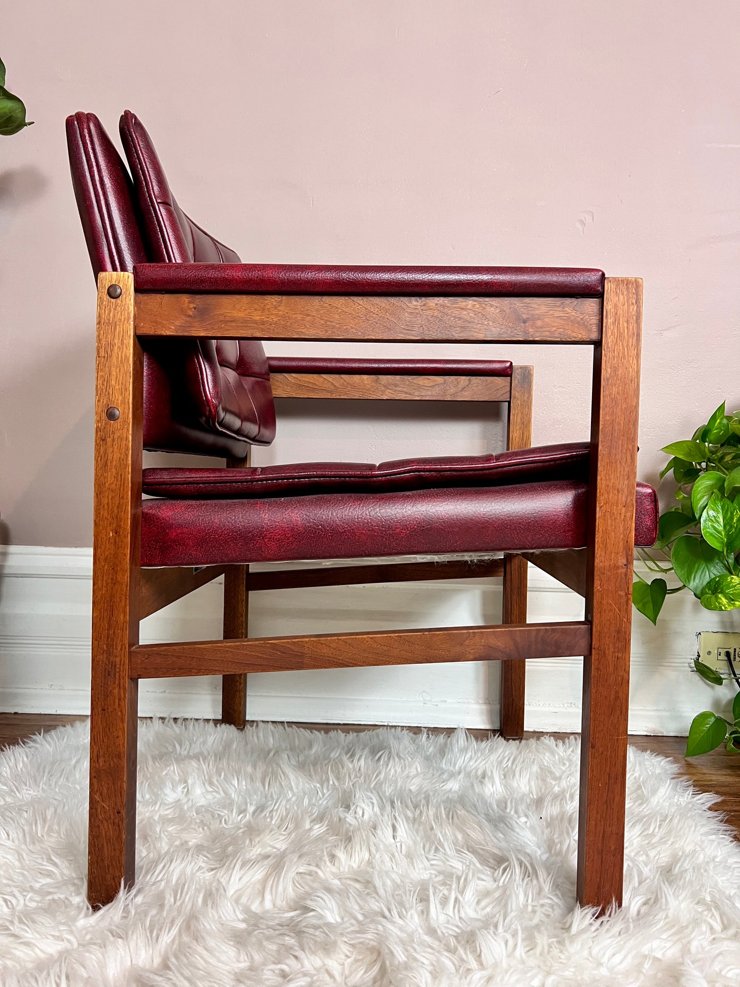 The Sangria Chair