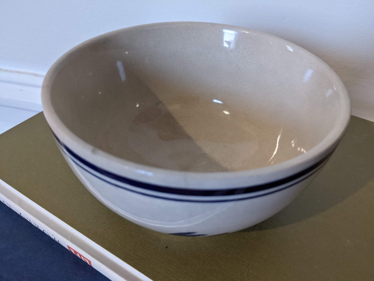 The Old Dutch Bowl