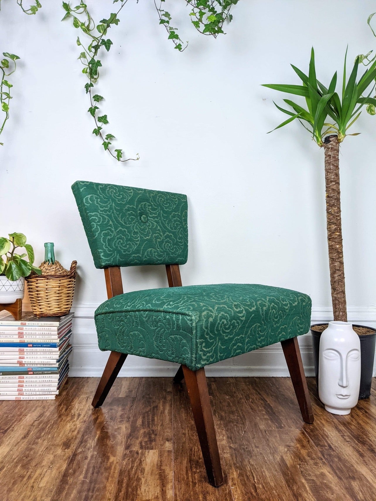 The Emerald Green Chair