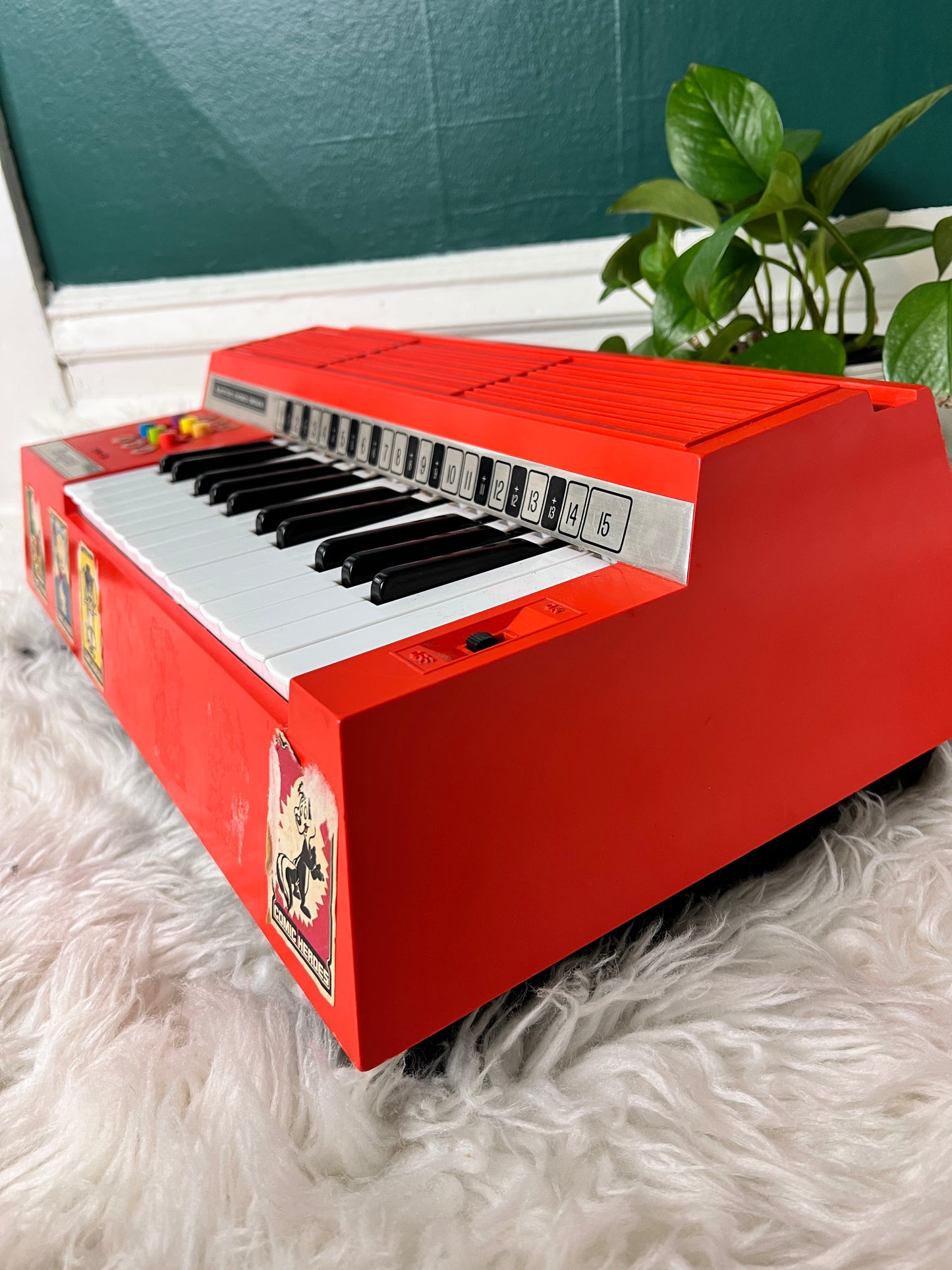 Orange Magnus Chord Organ