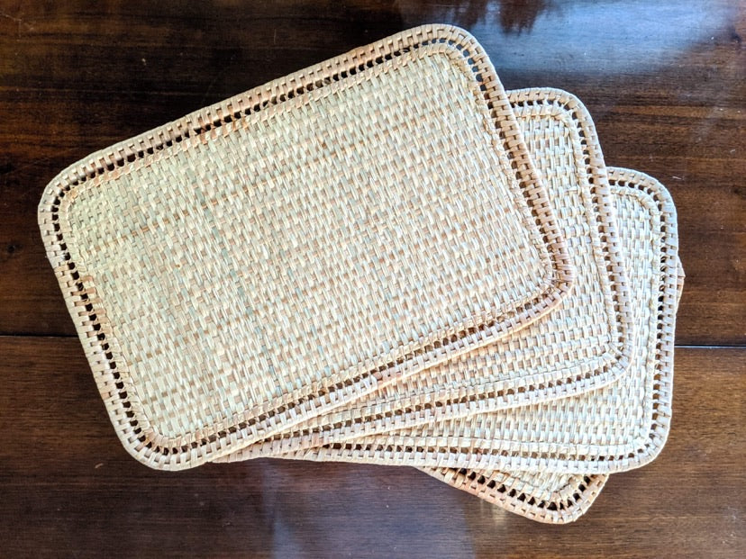 The Willow Place Mats